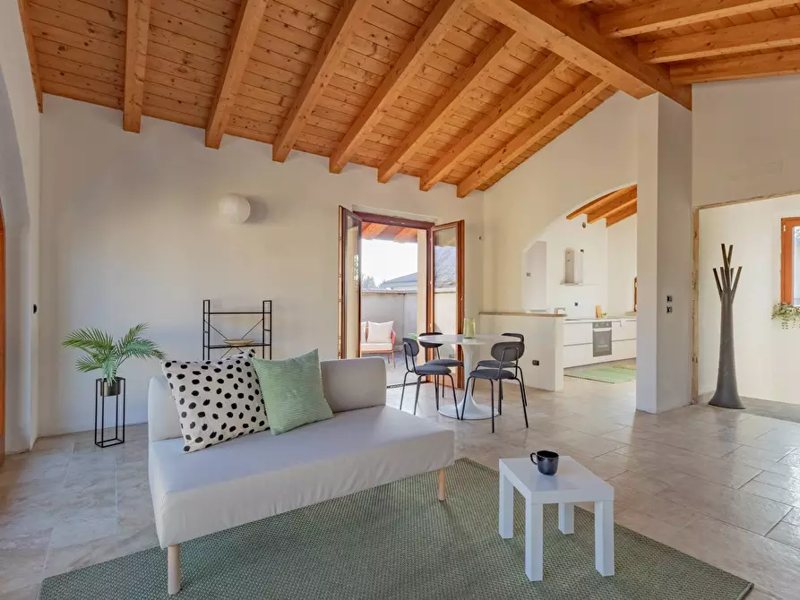 Immagine 18 di Villa in vendita  in via don sturzo 7 a Mapello