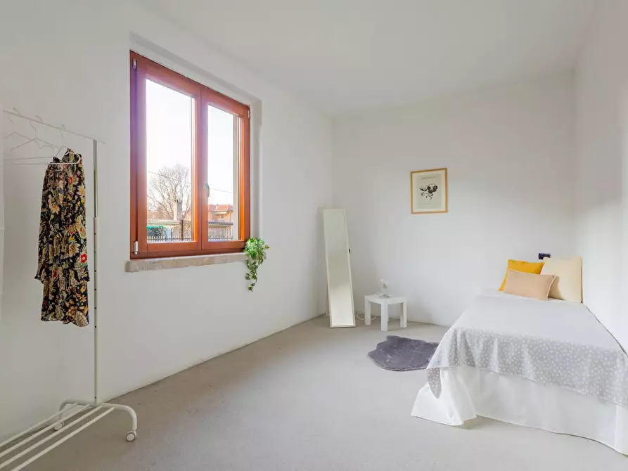 Immagine 15 di Villa in vendita  in via don sturzo 7 a Mapello