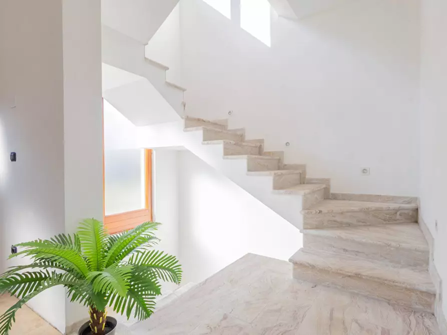 Immagine 17 di Villa in vendita  in via don sturzo 7 a Mapello