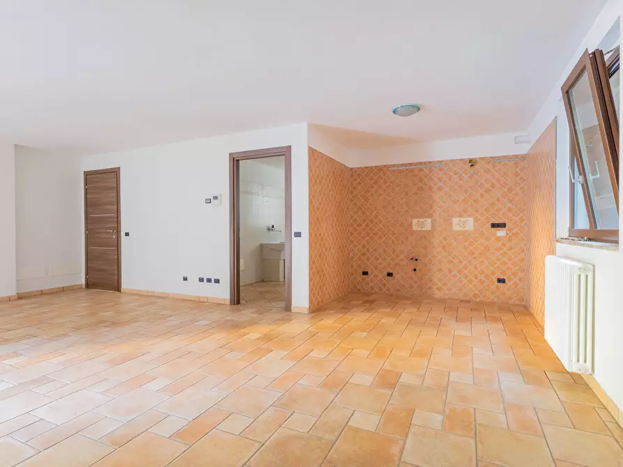 Immagine 28 di Villa in vendita  in via don sturzo 7 a Mapello