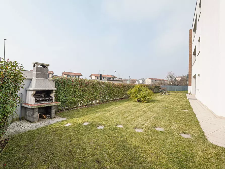 Immagine 37 di Appartamento in vendita  in FALCONE BORSELLINO 15 a Arcene