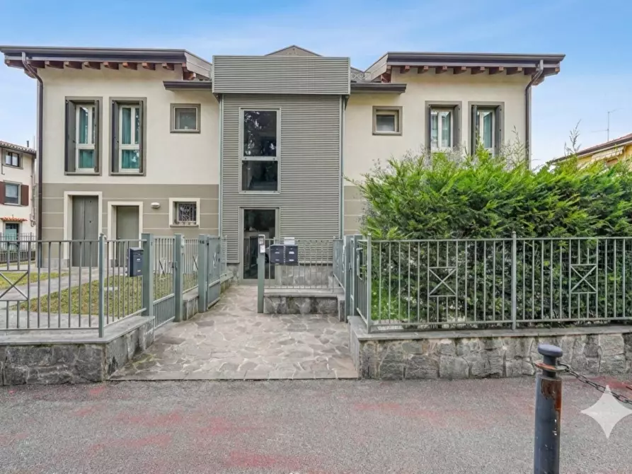 Immagine 3 di Appartamento in vendita  in Via Paladina 1 a Almenno San Bartolomeo