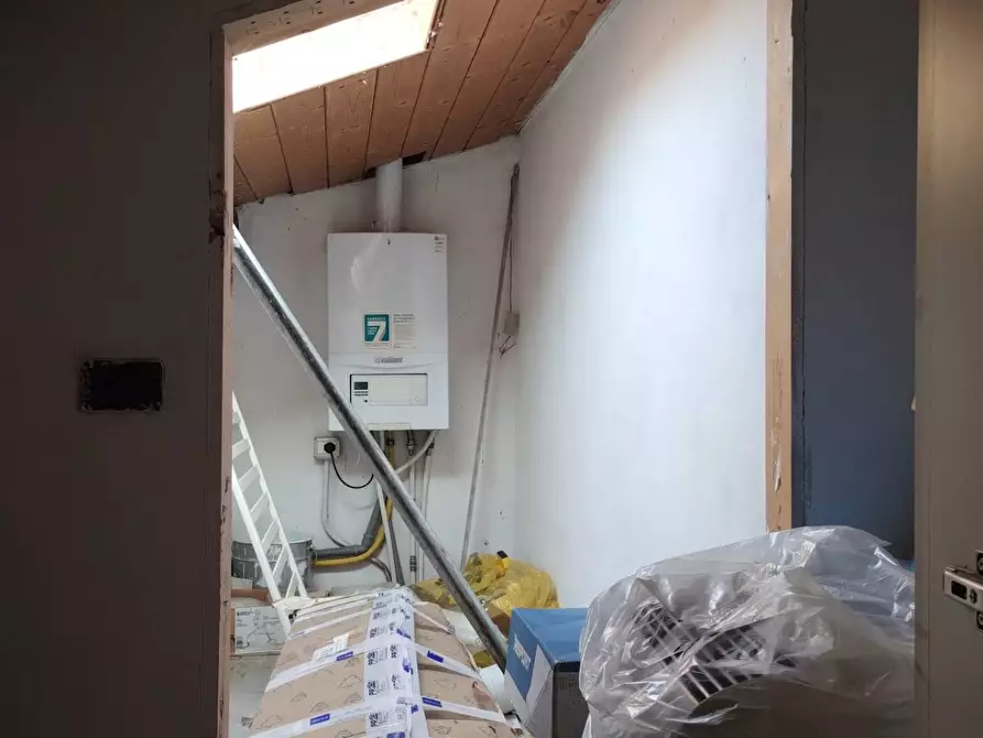Immagine 16 di Appartamento in vendita  in via Manzoni a Almenno San Bartolomeo