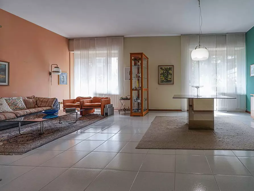 Immagine 1 di Appartamento in vendita  in VIA ROSMINI 7 a Bergamo