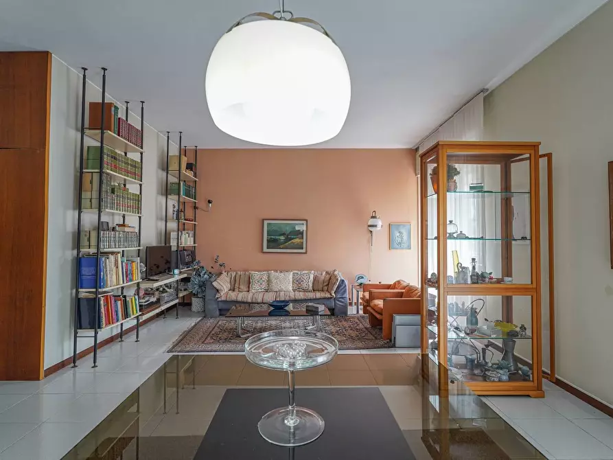 Immagine 3 di Appartamento in vendita  in VIA ROSMINI 7 a Bergamo