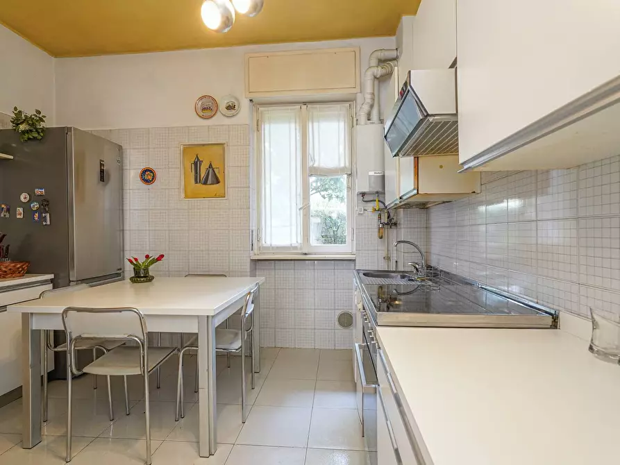 Immagine 5 di Appartamento in vendita  in VIA ROSMINI 7 a Bergamo