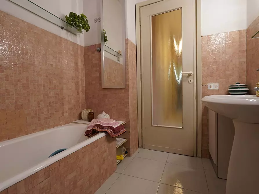Immagine 11 di Appartamento in vendita  in VIA ROSMINI 7 a Bergamo