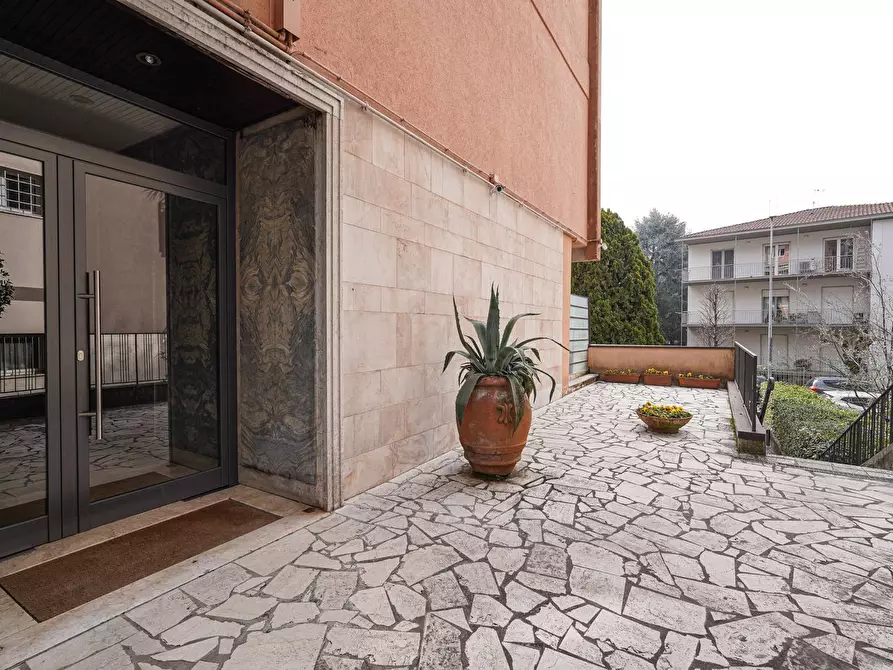 Immagine 18 di Appartamento in vendita  in VIA ROSMINI 7 a Bergamo