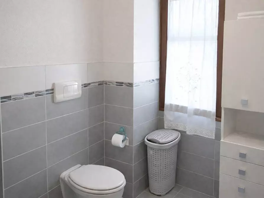 Immagine 8 di Appartamento in vendita  in via Manzoni a Almenno San Bartolomeo