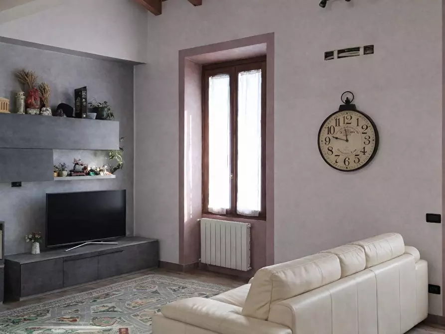 Immagine 6 di Appartamento in vendita  in via Manzoni a Almenno San Bartolomeo