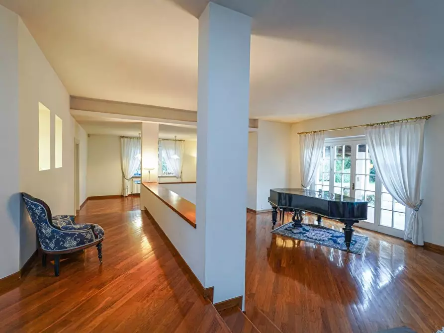 Immagine 7 di Villa in vendita  in PEDRINELLI 10 a Carvico