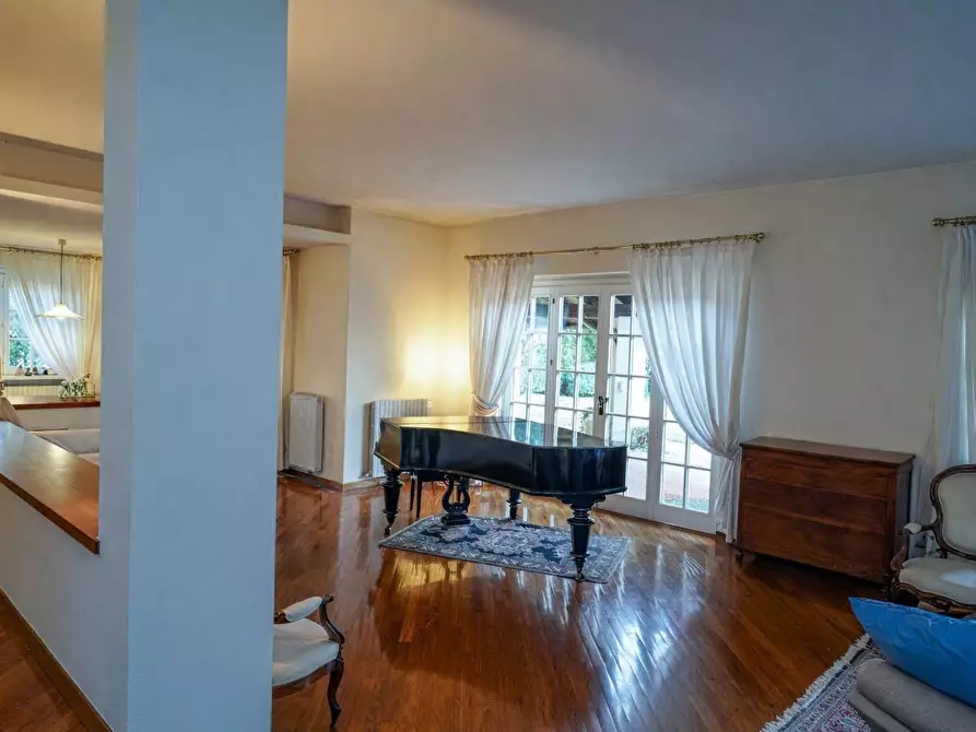 Immagine 12 di Villa in vendita  in PEDRINELLI 10 a Carvico