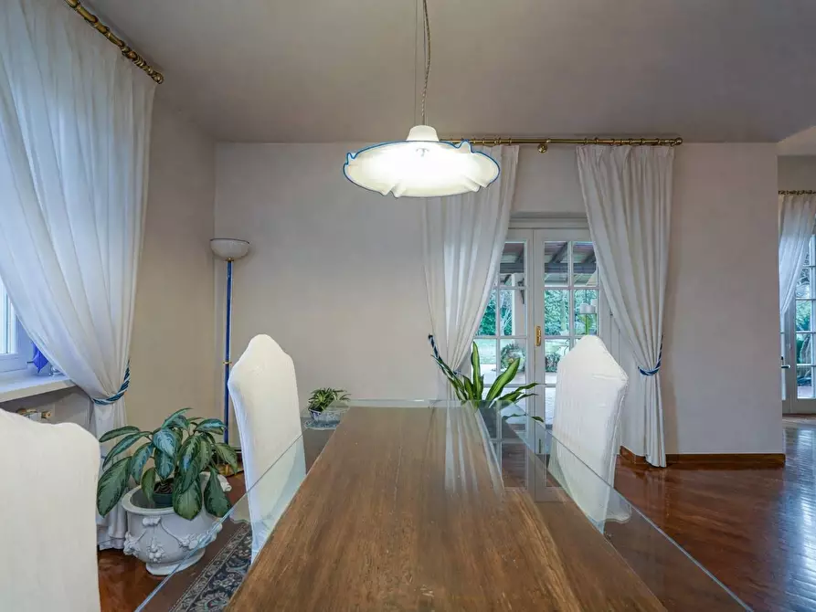 Immagine 17 di Villa in vendita  in PEDRINELLI 10 a Carvico