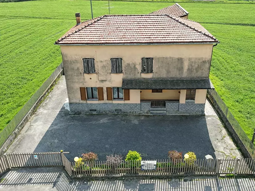 Immagine 2 di Appartamento in vendita  in Via Don Pedrinelli 128 a Almenno San Bartolomeo