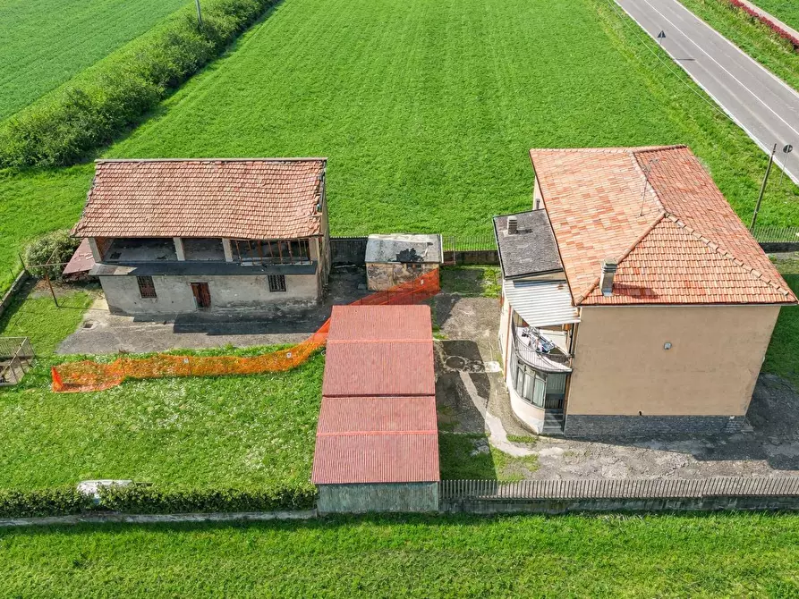 Immagine 5 di Appartamento in vendita  in Via Don Pedrinelli 128 a Almenno San Bartolomeo