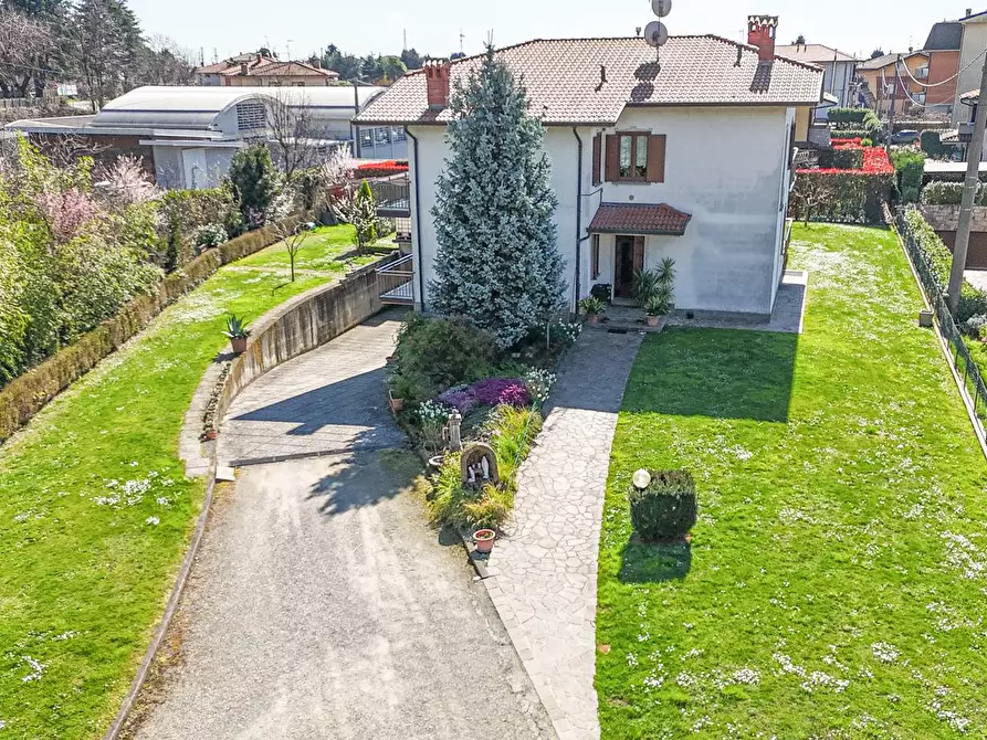 Immagine 29 di Casa semindipendente in vendita  a Ponte San Pietro