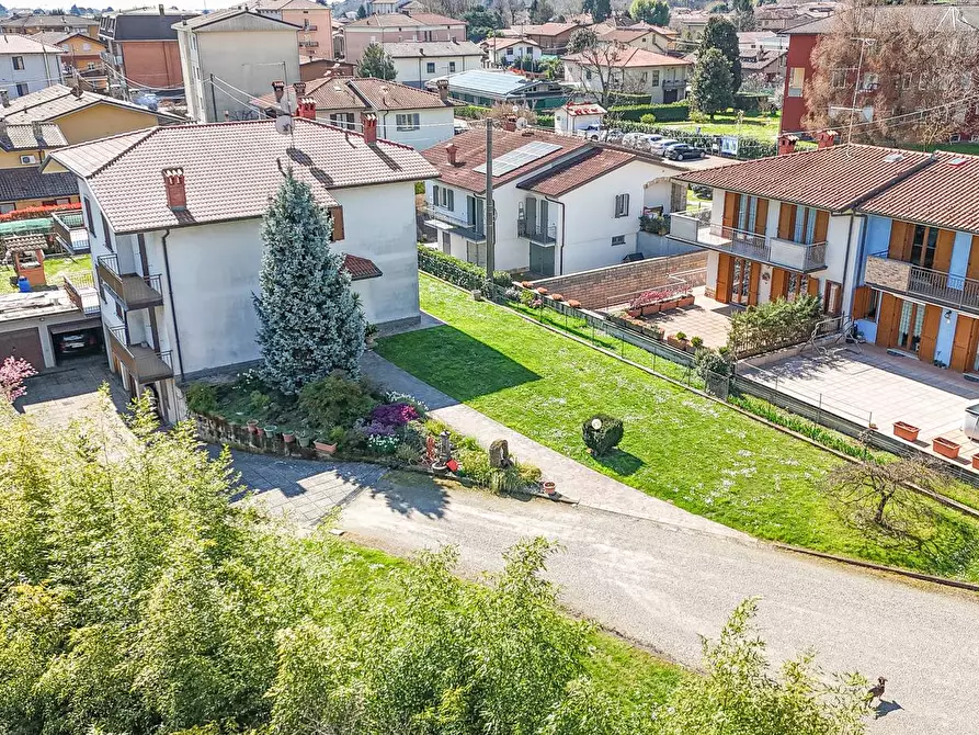 Immagine 51 di Casa semindipendente in vendita  a Ponte San Pietro