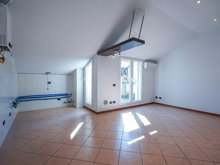 Immagine 14 di Attico in vendita  in VIA ZIGNONI 1 a Bergamo
