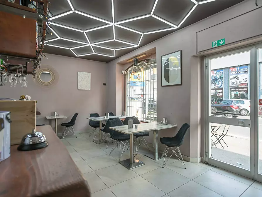 Immagine 5 di Bar / Ristorante in vendita  in via marconi a Seriate