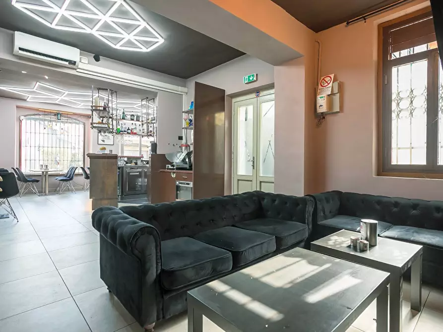 Immagine 8 di Bar / Ristorante in vendita  in via marconi a Seriate