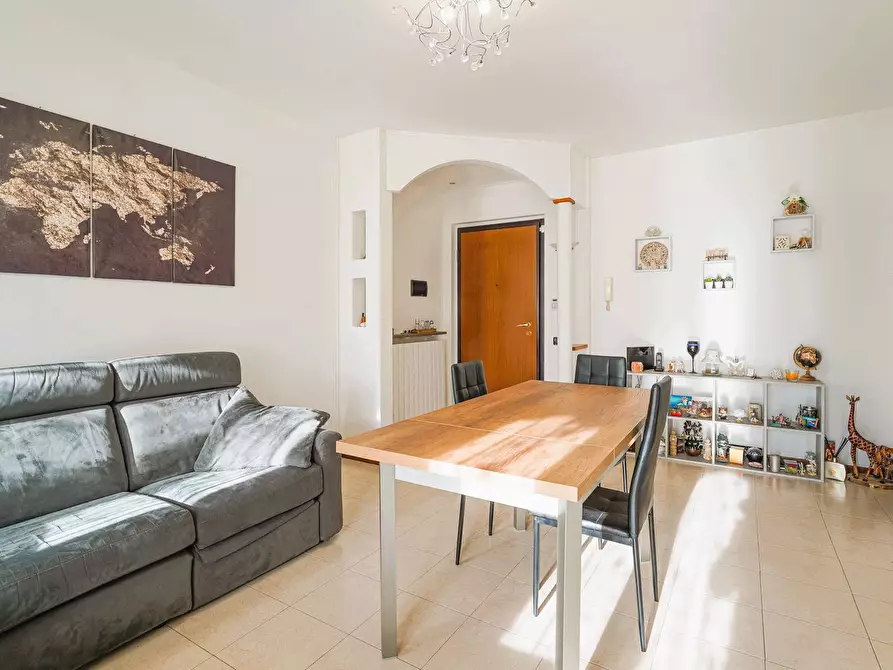 Immagine 3 di Appartamento in vendita  in VIA FRATELLI RIPAMONTI 4 a Almenno San Bartolomeo