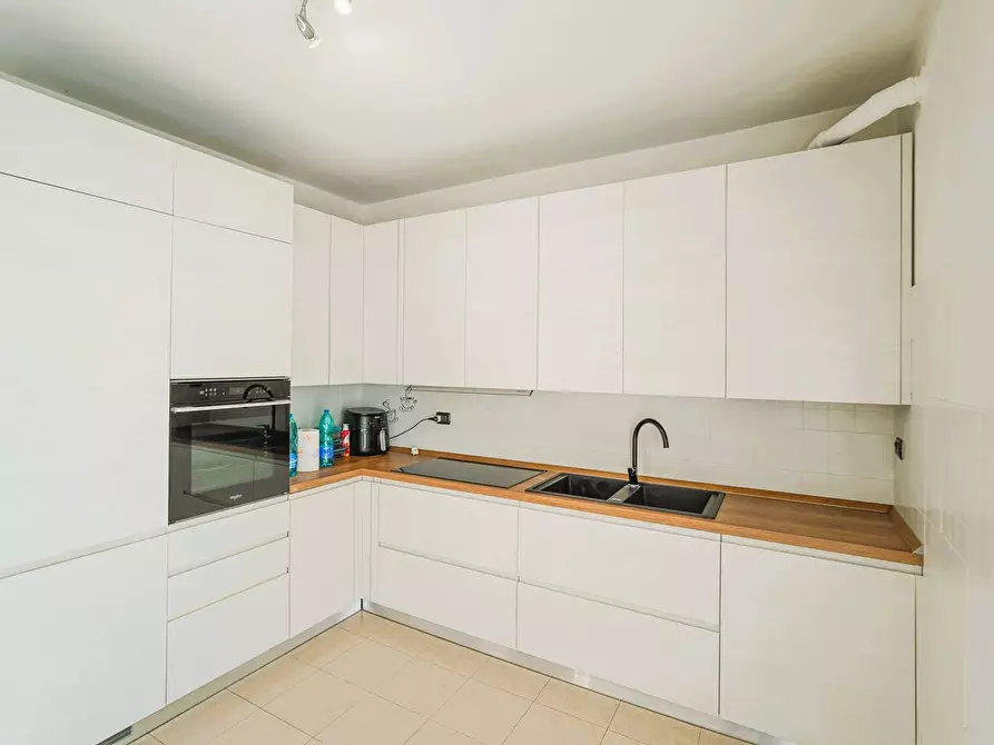 Immagine 9 di Appartamento in vendita  in VIA FRATELLI RIPAMONTI 4 a Almenno San Bartolomeo