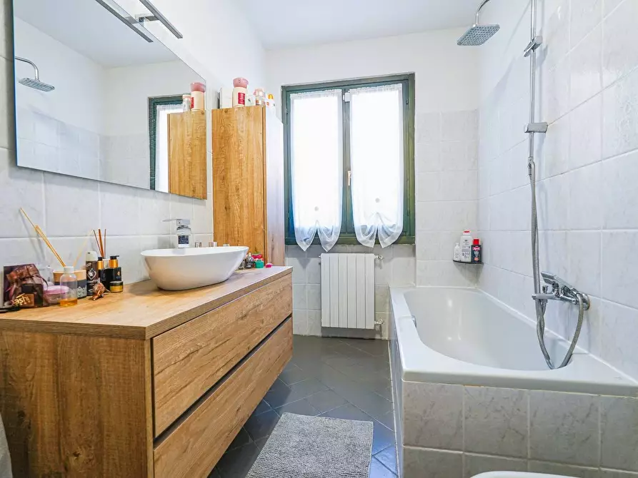 Immagine 20 di Appartamento in vendita  in VIA FRATELLI RIPAMONTI 4 a Almenno San Bartolomeo
