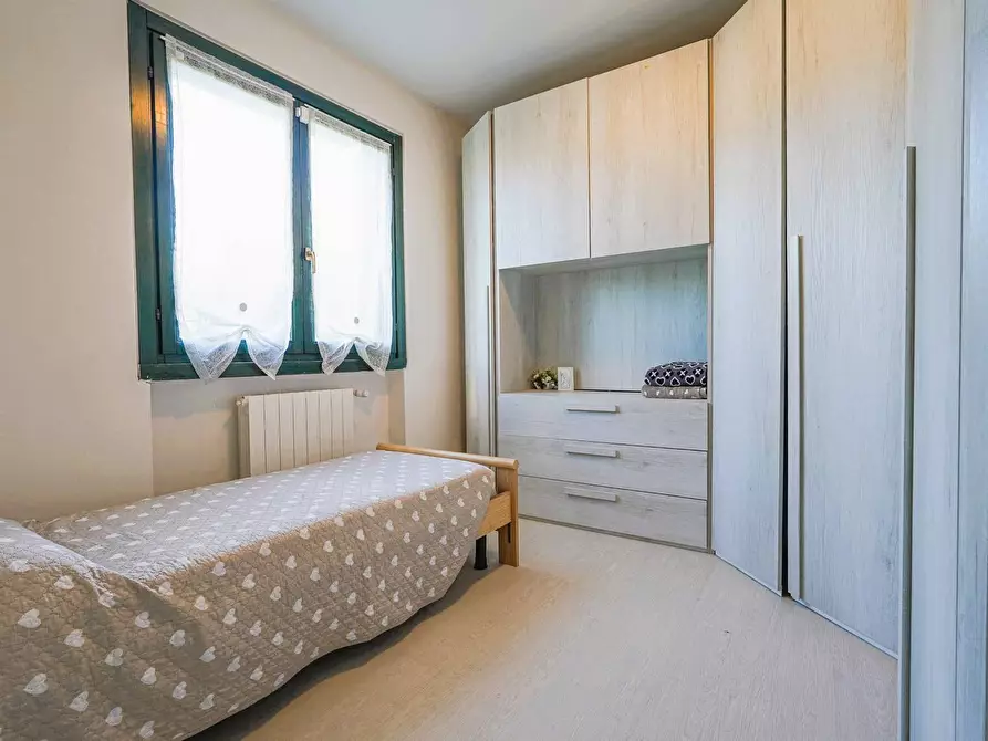 Immagine 15 di Appartamento in vendita  in VIA FRATELLI RIPAMONTI 4 a Almenno San Bartolomeo