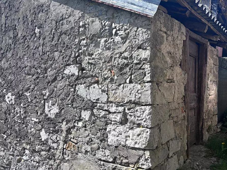Immagine 6 di Rustico / casale in vendita  in VIA DON CORTINOVIS NN a Val Brembilla