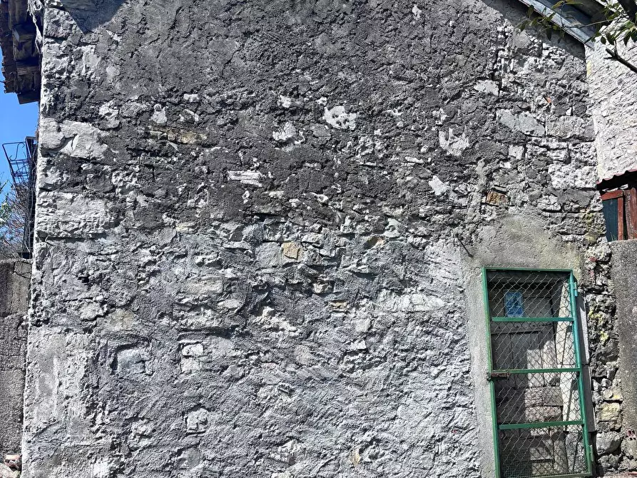 Immagine 7 di Rustico / casale in vendita  in VIA DON CORTINOVIS NN a Val Brembilla