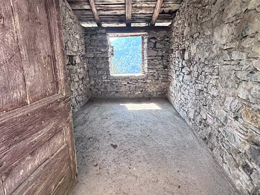 Immagine 10 di Rustico / casale in vendita  in VIA DON CORTINOVIS NN a Val Brembilla