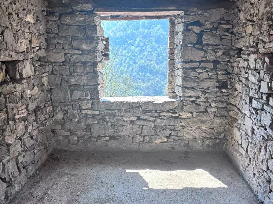 Immagine 15 di Rustico / casale in vendita  in VIA DON CORTINOVIS NN a Val Brembilla