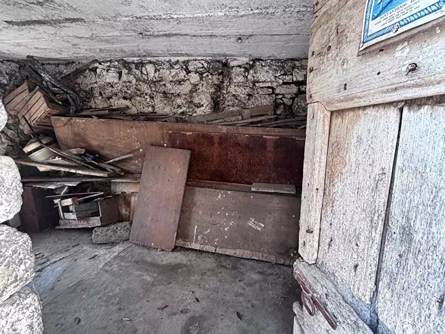 Immagine 22 di Rustico / casale in vendita  in VIA DON CORTINOVIS NN a Val Brembilla