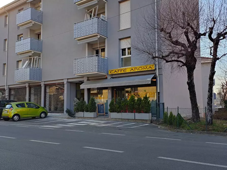 Immagine 9 di Locale commerciale in affitto  in via Sanzio 6 a Ponte San Pietro
