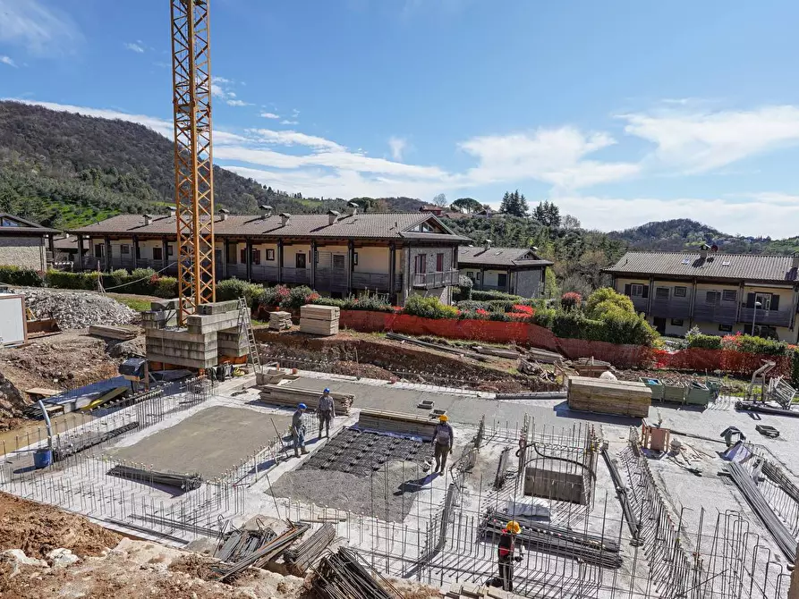Immagine 37 di Appartamento in vendita  in VIA GAVARNO NN a Ardesio