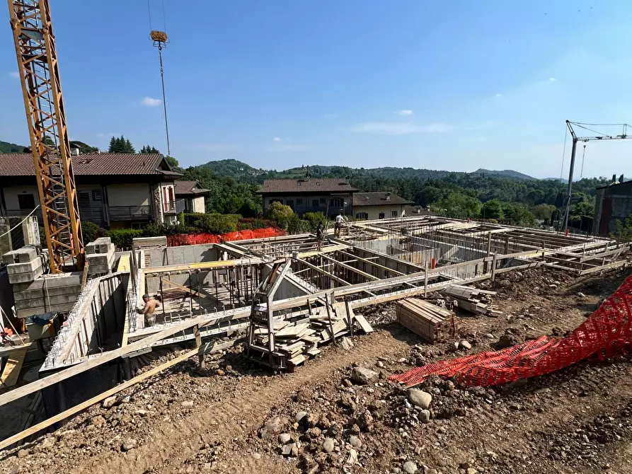 Immagine 31 di Appartamento in vendita  in VIA GAVARNO a Scanzorosciate
