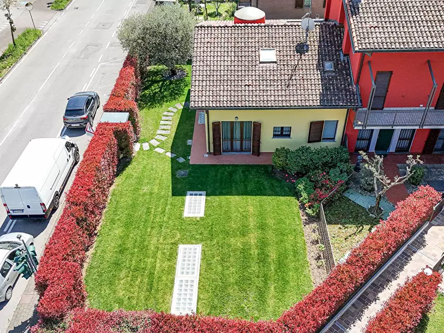 Immagine 68 di Villetta a schiera in vendita  in FERMI 18 a Terno D'isola