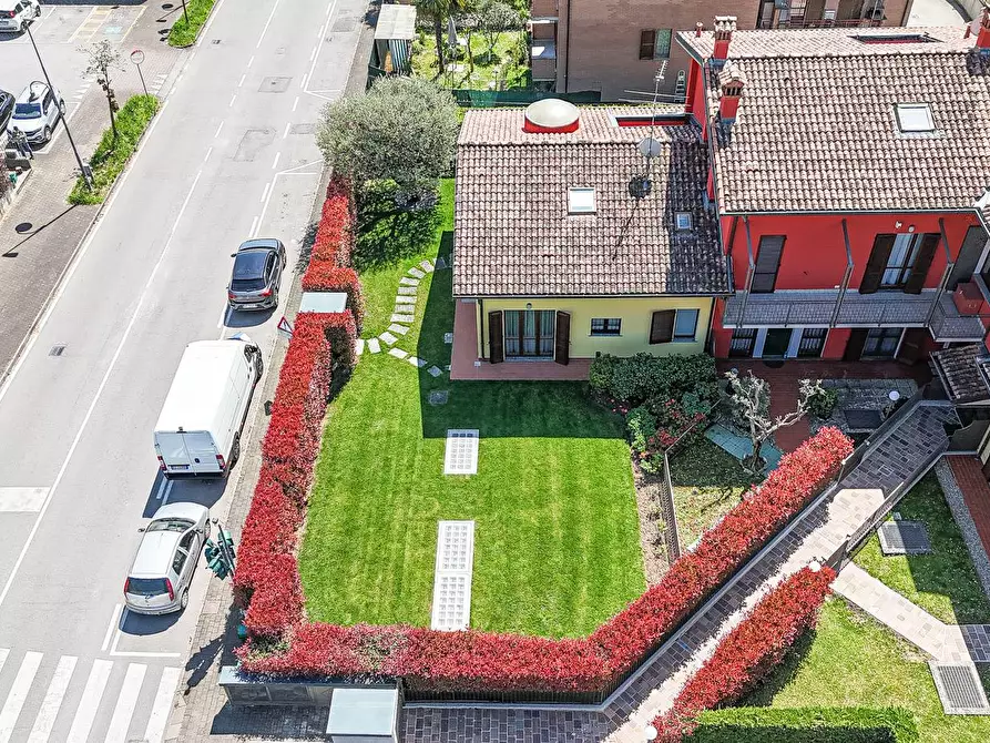 Immagine 69 di Villetta a schiera in vendita  in FERMI 18 a Terno D'isola