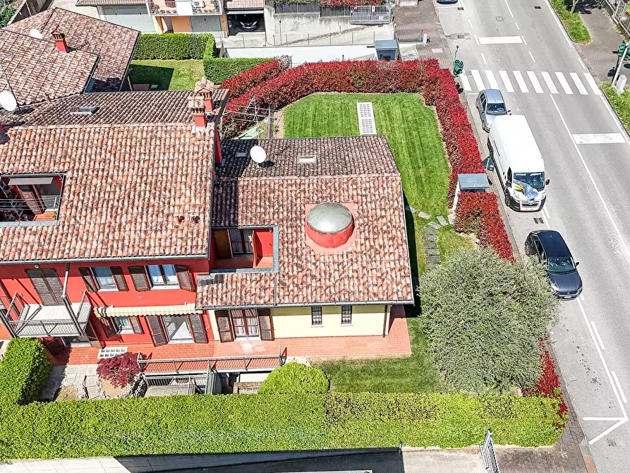 Immagine 70 di Villetta a schiera in vendita  in FERMI 18 a Terno D'isola