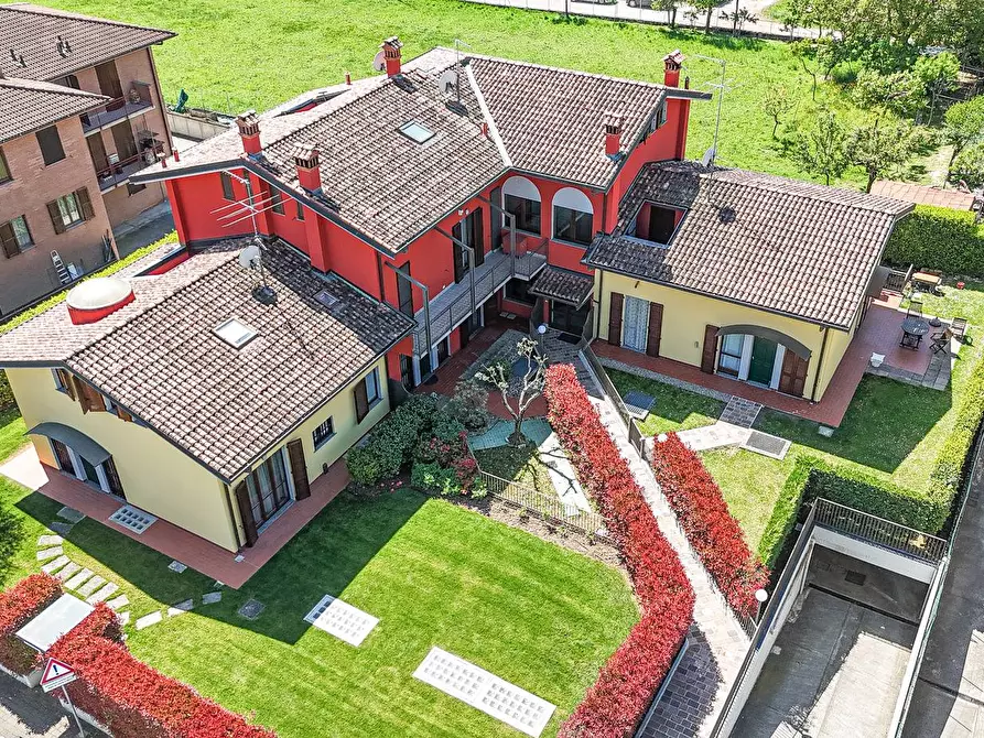 Immagine 74 di Villetta a schiera in vendita  in FERMI 18 a Terno D'isola