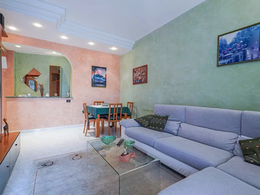 Immagine 9 di Appartamento in vendita  in Via Elba 5 a Bergamo