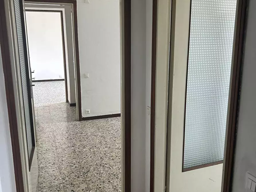 Immagine 4 di Appartamento in vendita  a Bergamo