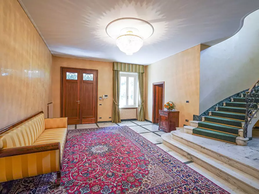 Immagine 5 di Villa in vendita  in Via Gaetano Donizetti 125 a Brembate Di Sopra