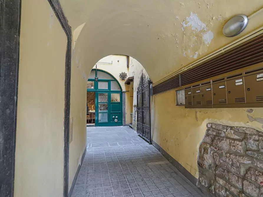 Immagine 21 di Negozio in vendita  in Via Porta Dipinta 24 a Bergamo