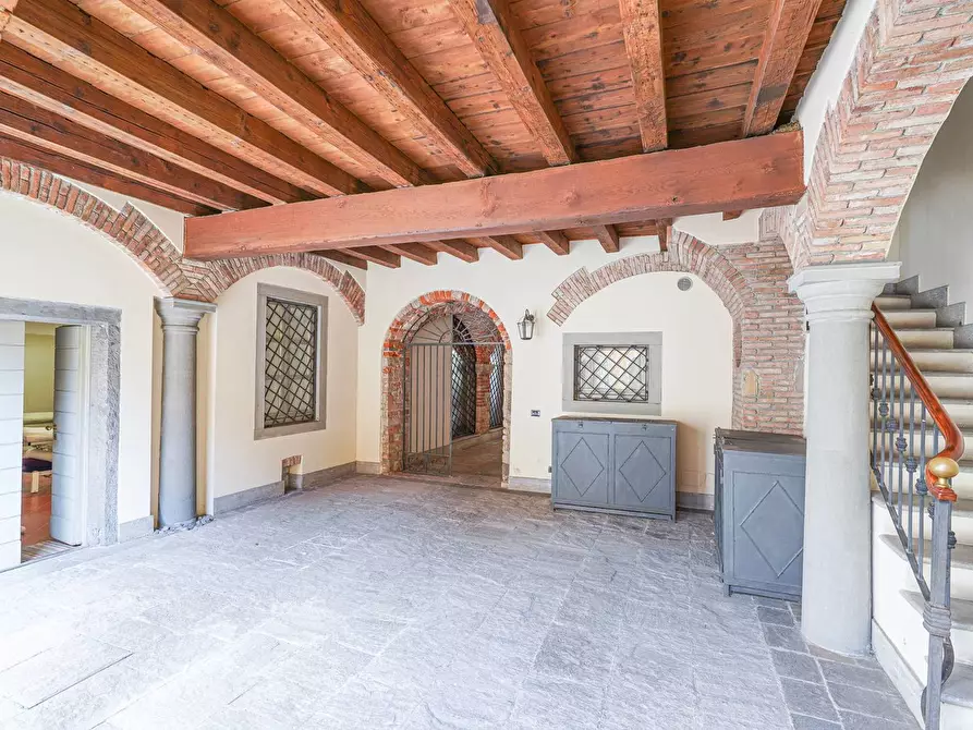 Immagine 24 di Locale commerciale in vendita  in via Borgo palazzo 13 a Bergamo