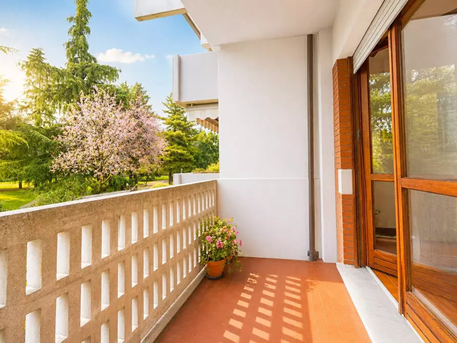 Immagine 23 di Appartamento in vendita  in Viale Caduti Sul Lavoro 43 a Bergamo