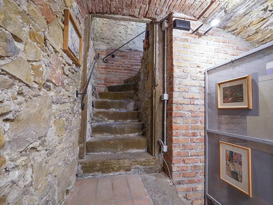 Immagine 28 di Negozio in vendita  in Via Porta Dipinta 24 a Bergamo