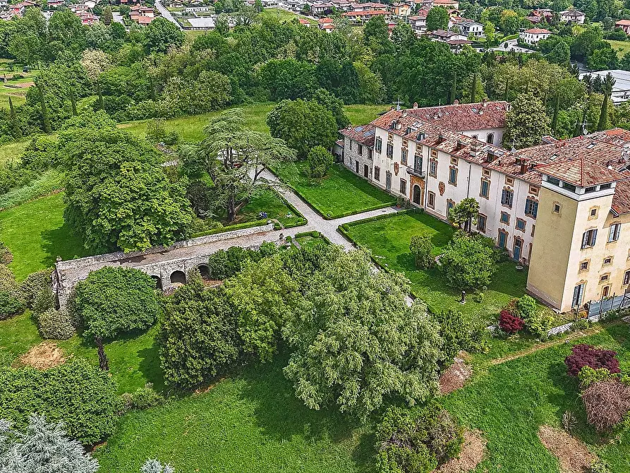 Immagine 2 di Castello in vendita  in Via Castello 13 a Cenate Sotto