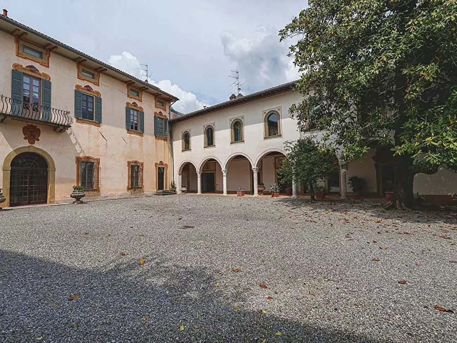 Immagine 7 di Castello in vendita  in Via Castello 13 a Cenate Sotto