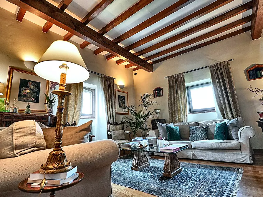 Immagine 26 di Castello in vendita  in Via Castello 13 a Cenate Sotto